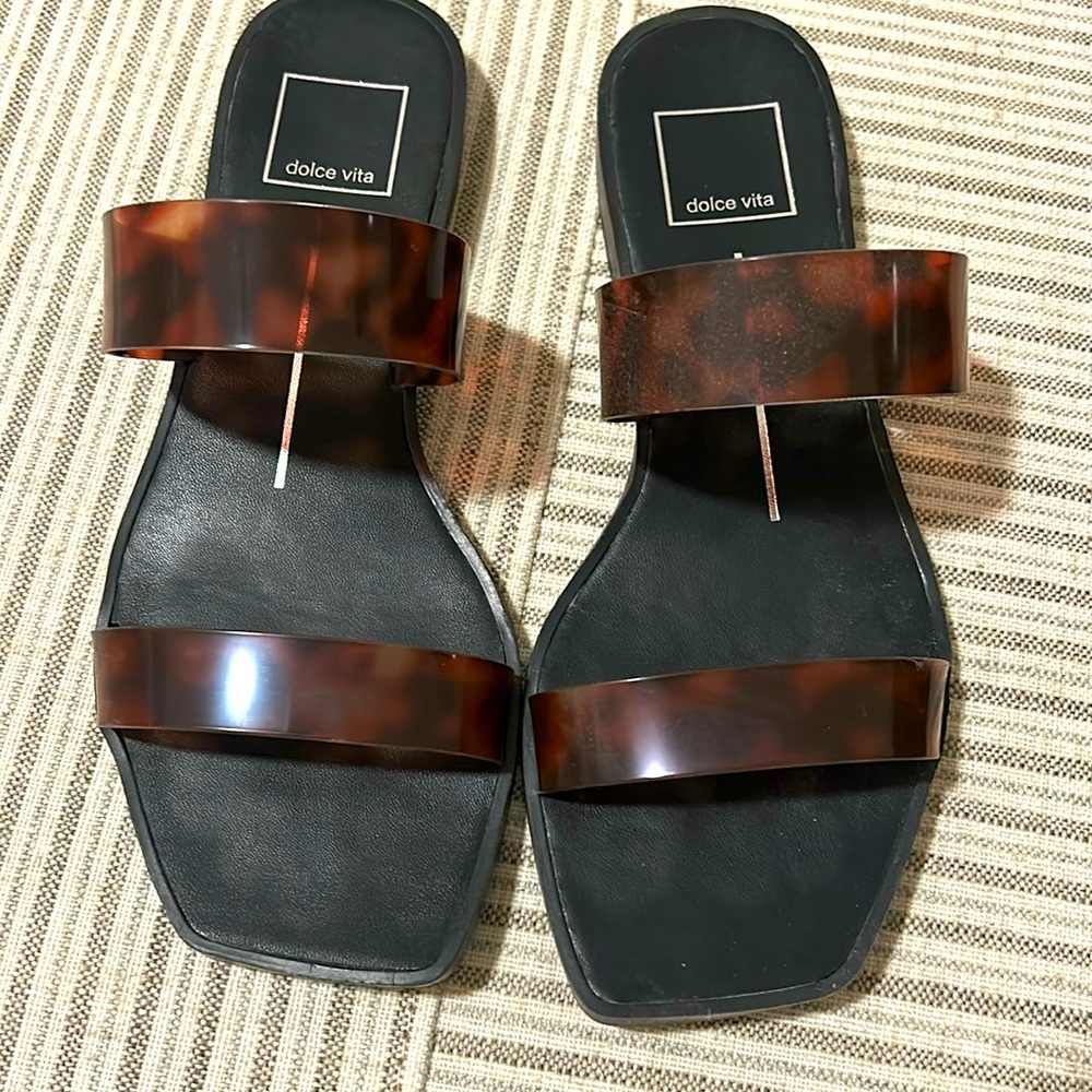Women’s sandals, Dolce Vita, size 6